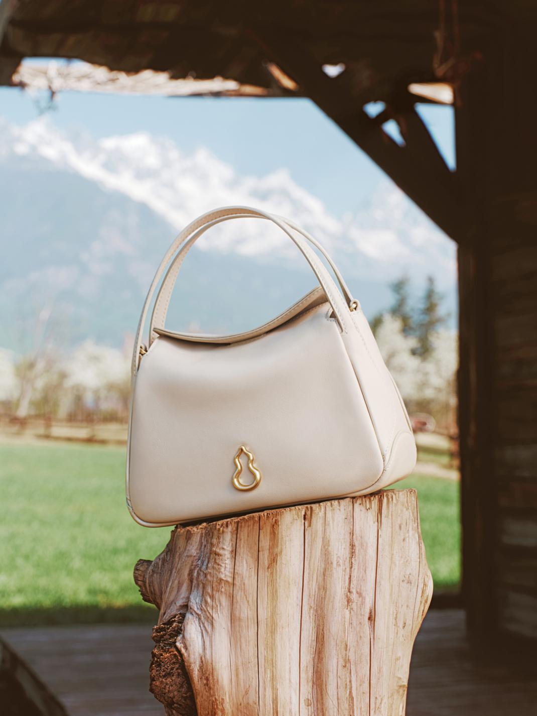 听不见世界，却跳出最喧哗的人生：半坡BAMPO与蒋馨柔，共叙柔韧之力