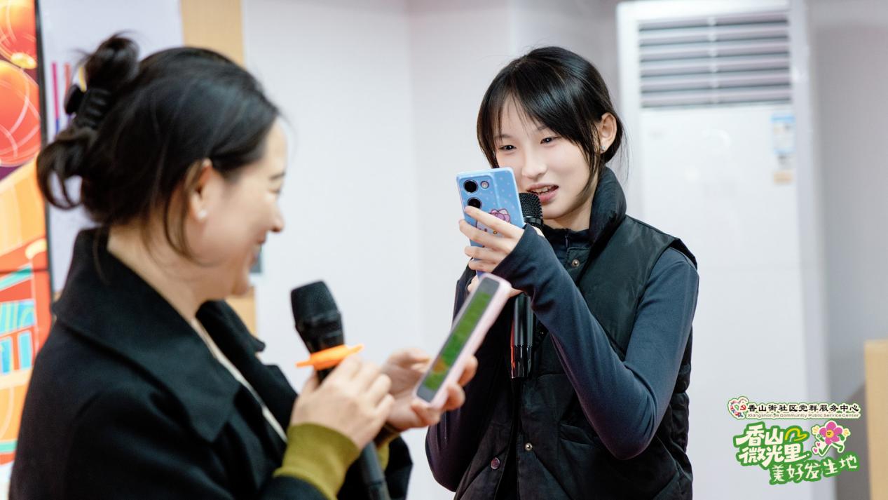 当春节遇见AI：香山街社区上演“未来演员请就位”